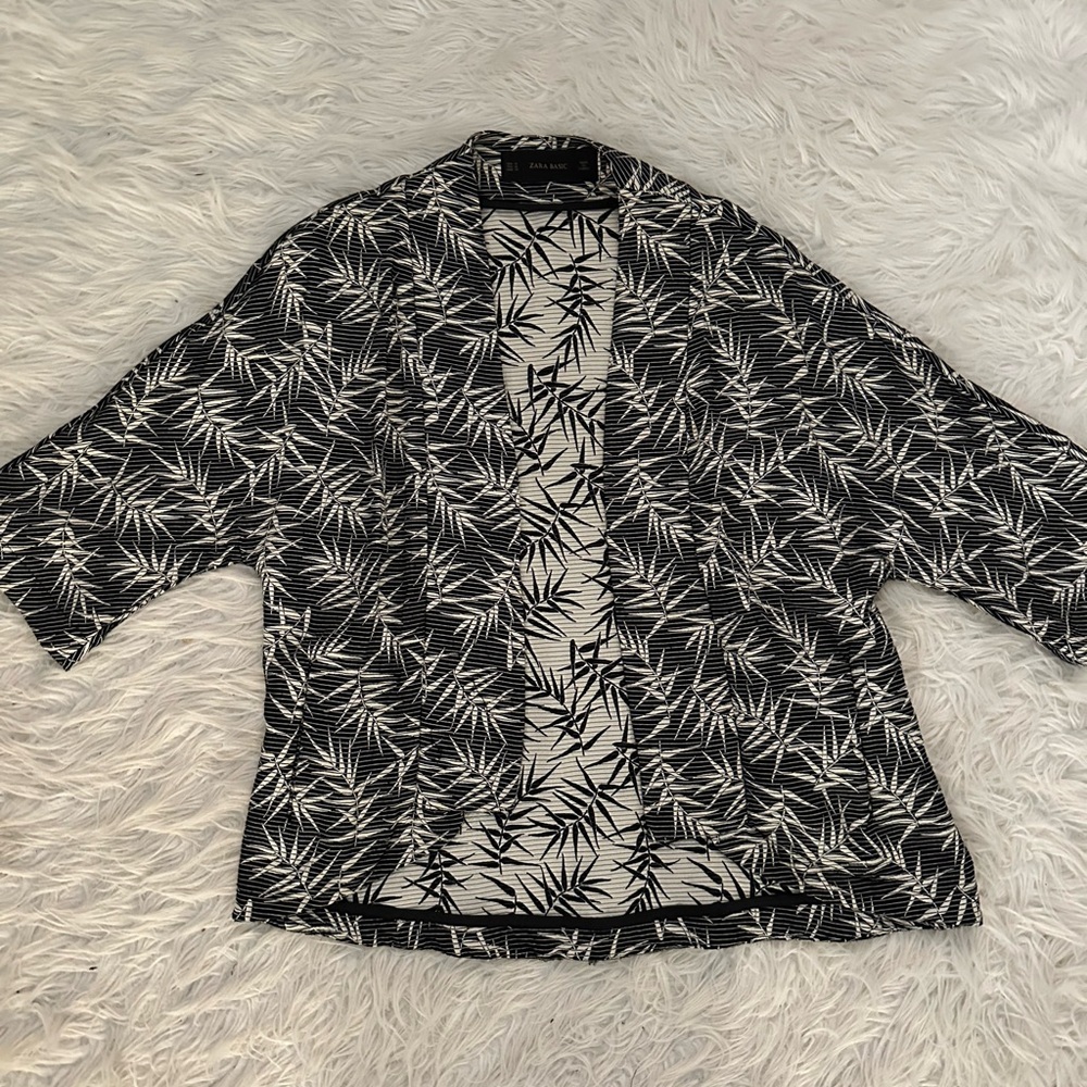 Zara Leaf Print kimono blazer